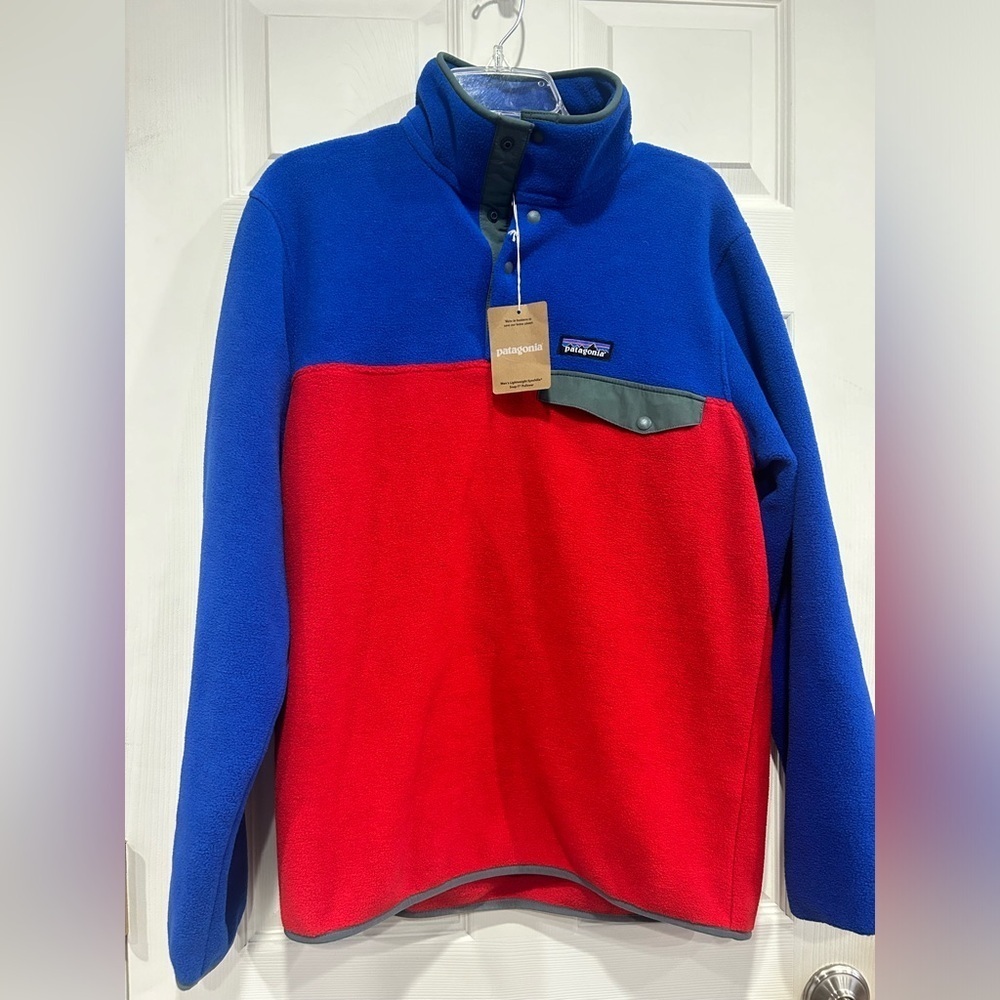 Patagonia Men's Medium Lightweight Synchilla Snap-T Fleece Pullover NWT Red Blue